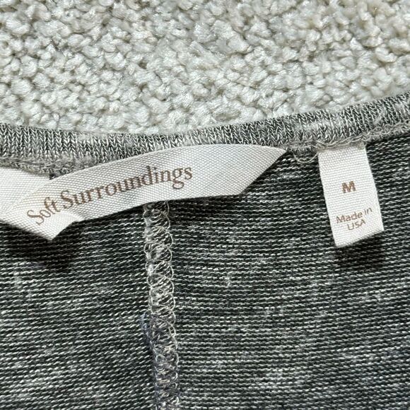Soft Surroundings Tunic Top Women's Medium Gray V-Neck Sharkbite Hem Long Sleeve - Picture 6 of 9